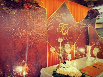 凤冠霞帔，共缔良缘 一场沉浸式中式婚礼的策划与布置全解析